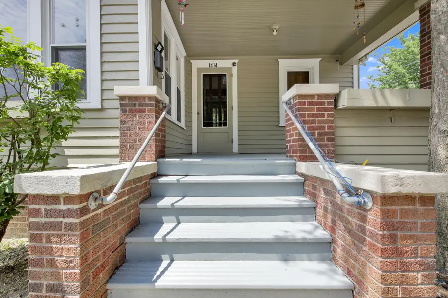 1414 West Lawn Ave, Racine, WI 53405 - #2