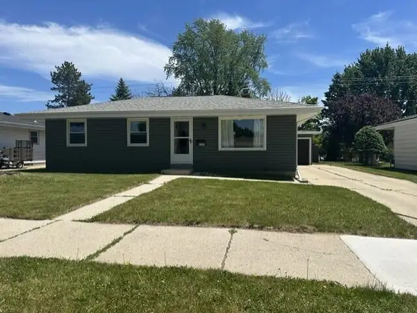 3305 S 18th St, Sheboygan, WI 53081