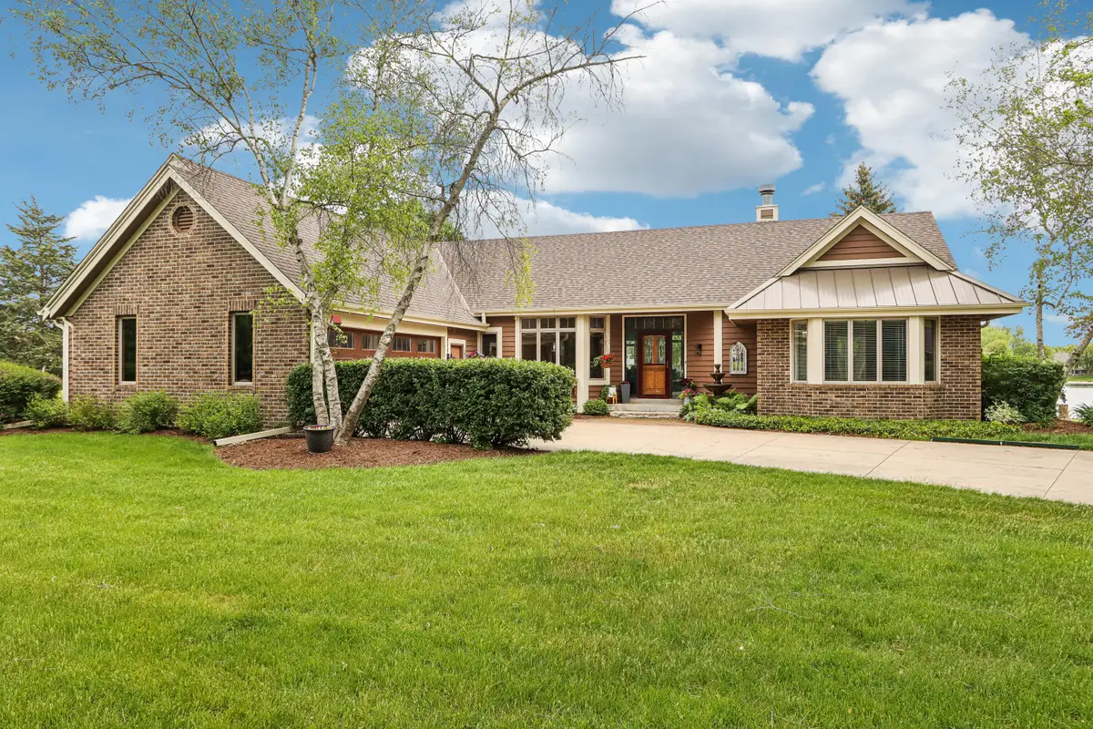 N61W37631 Parkview Dr, Oconomowoc, WI 53066 - #1