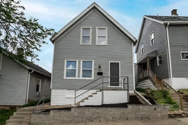 547 N 25th St, Milwaukee, WI 53233