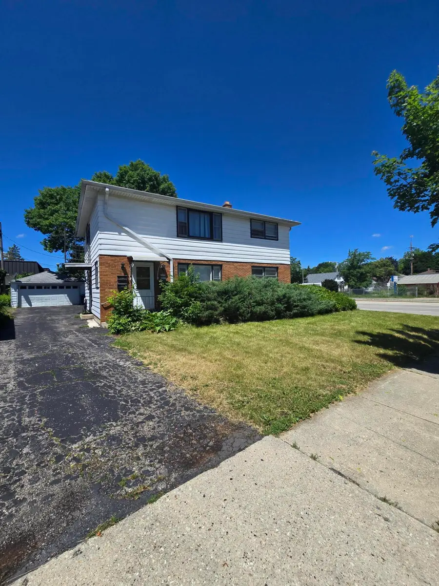 3971 N 98th St, Milwaukee, WI 53222 - #2