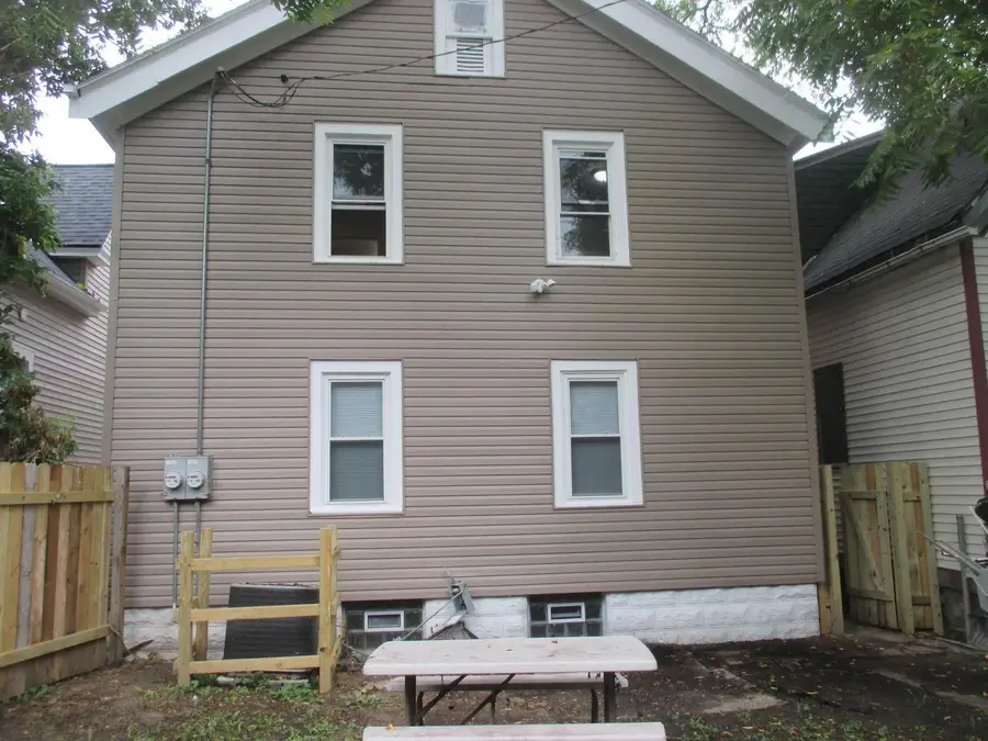 3035 N 10th St, Milwaukee, WI 53206 - #2