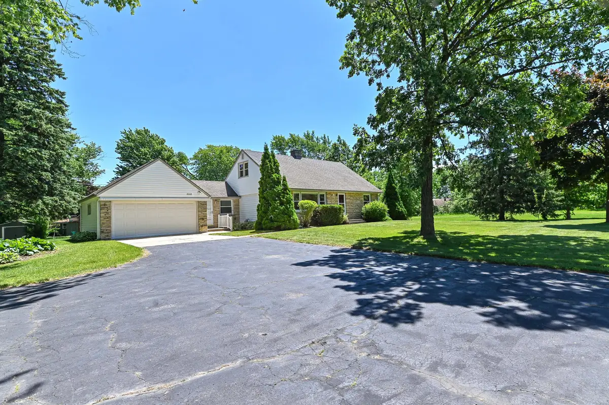 W156N8008 Pilgrim Rd, Menomonee Falls, WI 53051 - #1