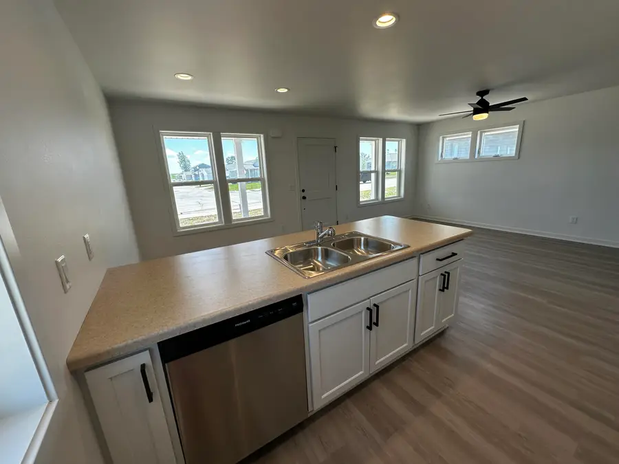 1054 Happy Ln, Sheboygan Falls, WI 53085 - #3