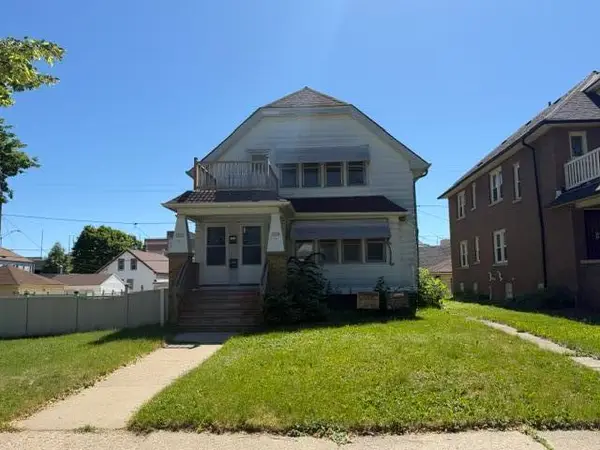 3034 N 53rd St, Milwaukee, WI 53210