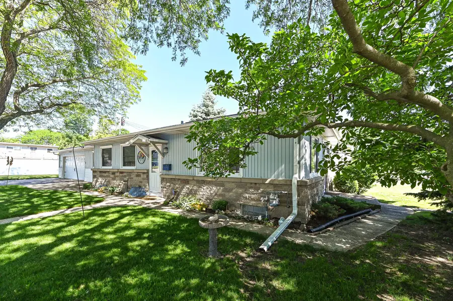 3579 S 60th St, Milwaukee, WI 53220 - #2