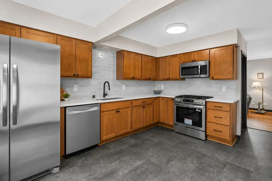 1204 Lisbon St, Watertown, WI 53098 - #3