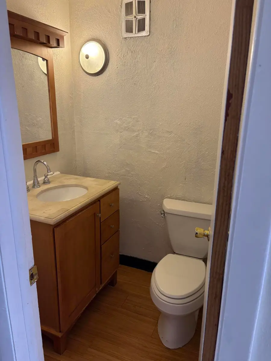 8866 N 95 St, Milwaukee, WI 53224 - #3