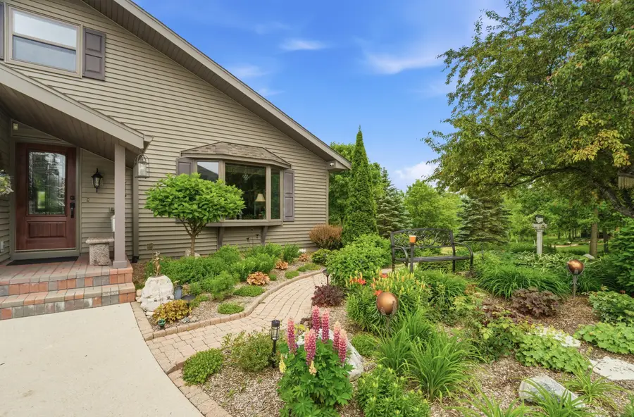 2798 N Honeymoon Hill Rd, Charlestown, WI 53061 - #2