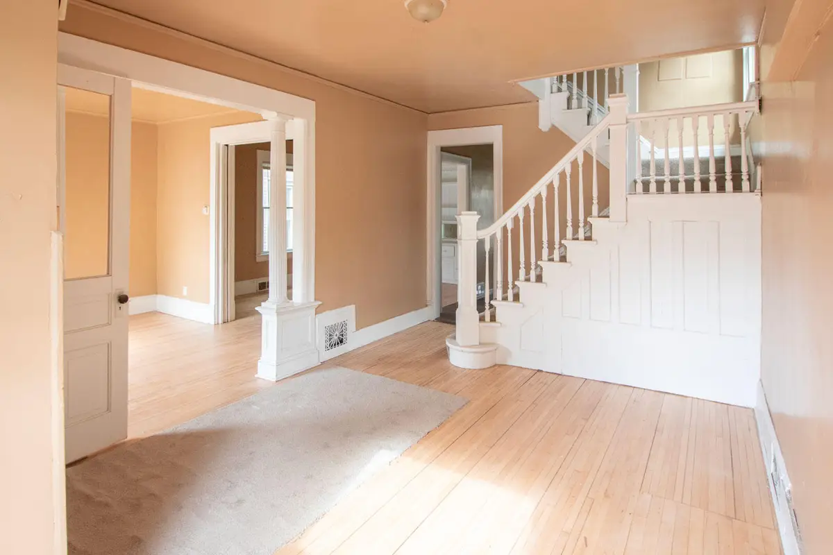 1238 N 34th St, Milwaukee, WI 53208 - #1