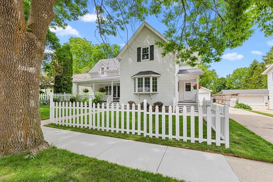 N37W6046 Wurthmann St, Cedarburg, WI 53012 - #2