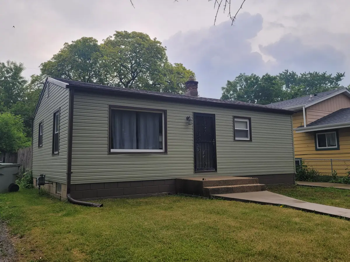 4770 N 46th St, Milwaukee, WI 53218 - #1