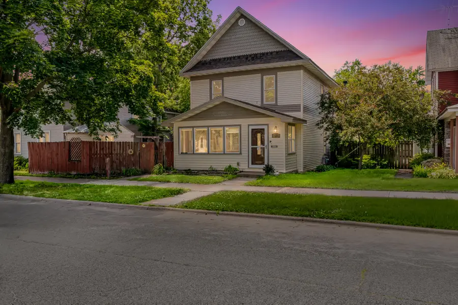 1519 Kane St, La Crosse, WI 54603 - #2