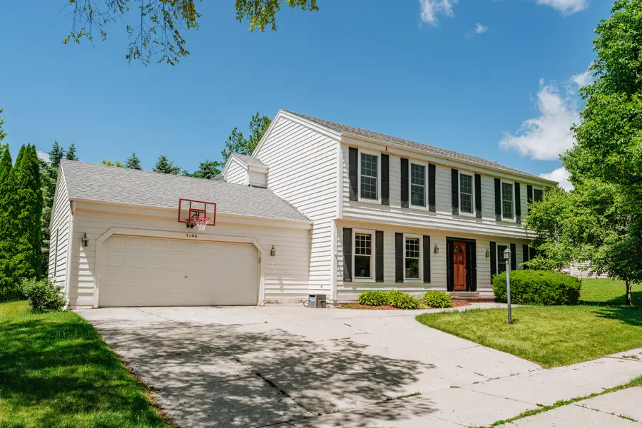 3106 Fox Ridge Dr, Waukesha, WI 53189 - #2