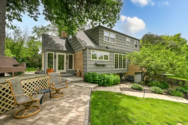 N68W13566 Ranch Rd, Menomonee Falls, WI 53051