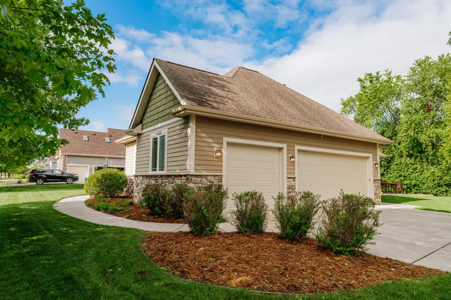 W193N5889 Canary Dr, Menomonee Falls, WI 53051 - #3