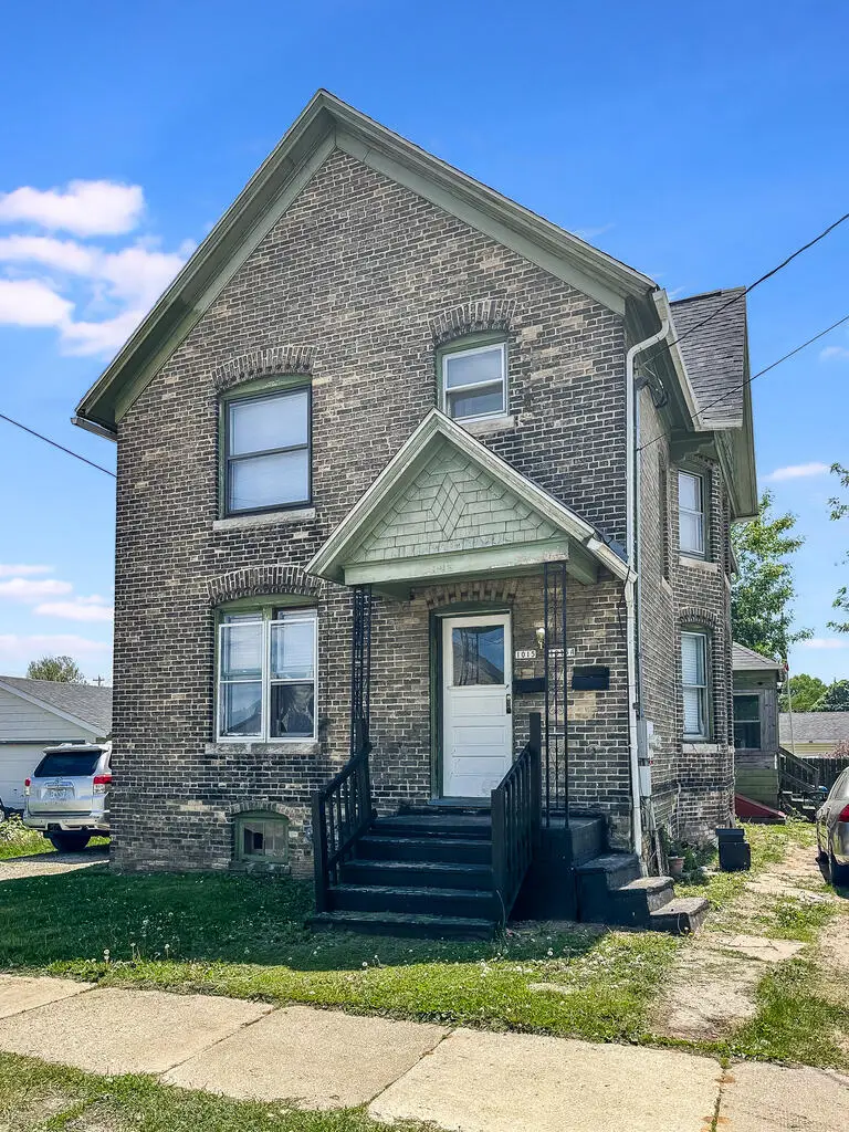 1015 Hamilton St, Manitowoc, WI 54220 - #1