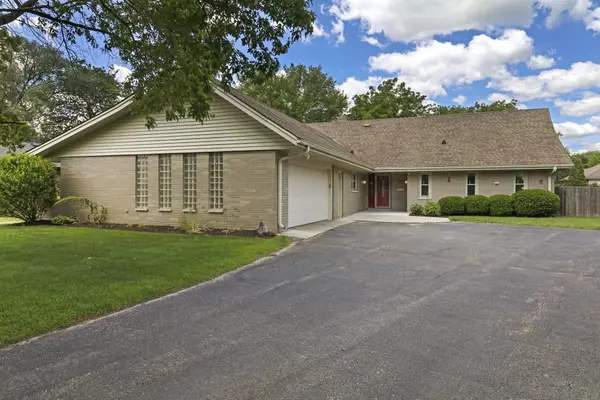 3456 N Wisconsin St, Racine, WI 53402