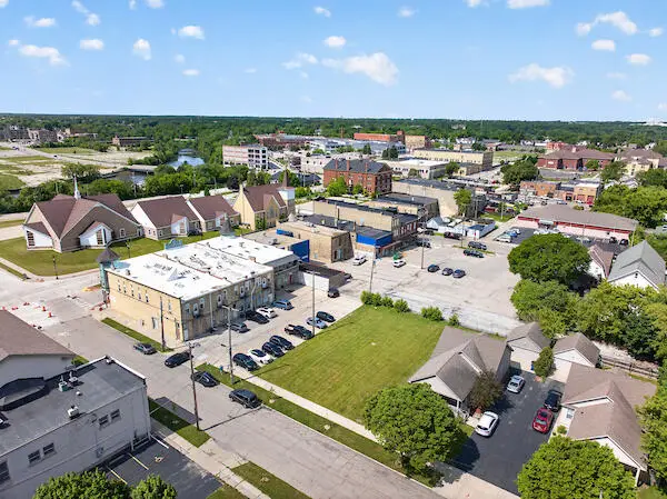 900 State St, Racine, WI 53404 - #2