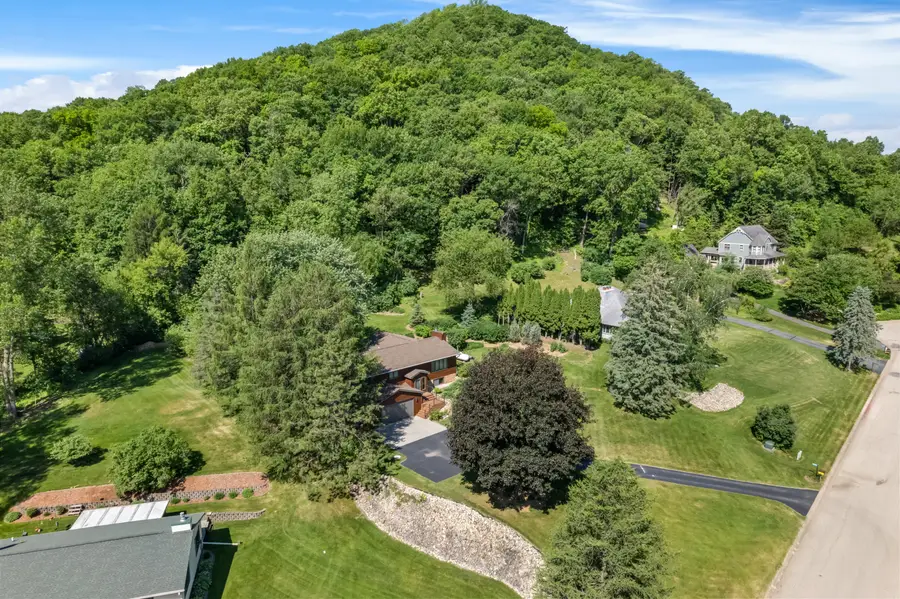 39109 Karen Ct, Winona, MN 55987 - #2