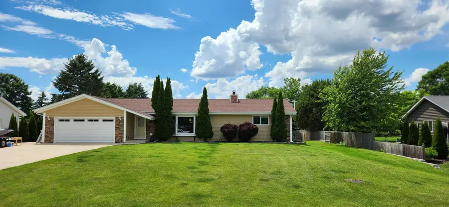 24 Hammes Dr, Mount Pleasant, WI 53406 - #2