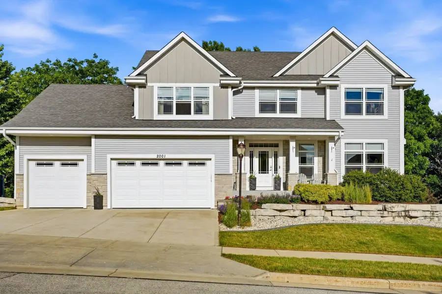 2001 Coldwater Creek Dr, Waukesha, WI 53188 - #3
