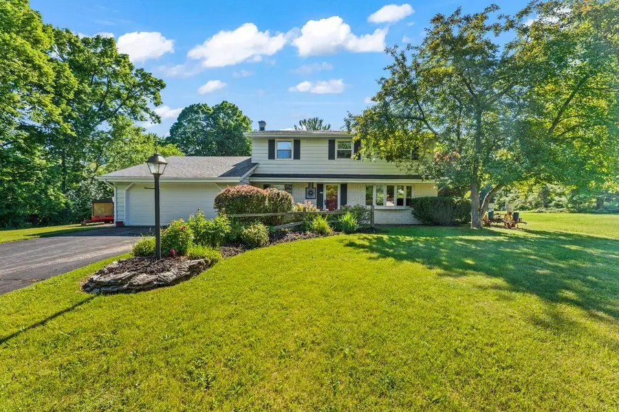 632 Highland Dr, Colgate, WI 53017 - #2