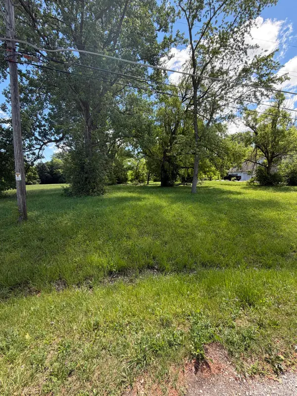 4241 Goleys Ln, Caledonia, WI 53404