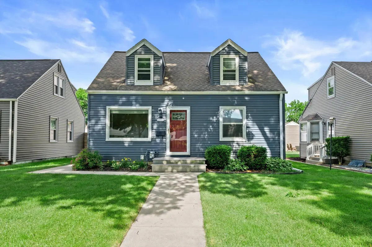 3357 N 90th St, Milwaukee, WI 53222 - #1