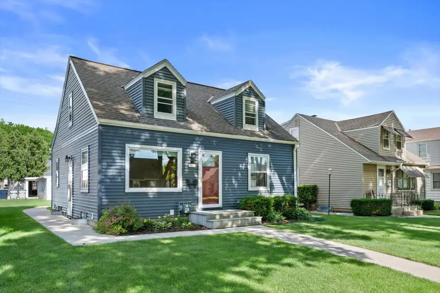 3357 N 90th St, Milwaukee, WI 53222 - #2