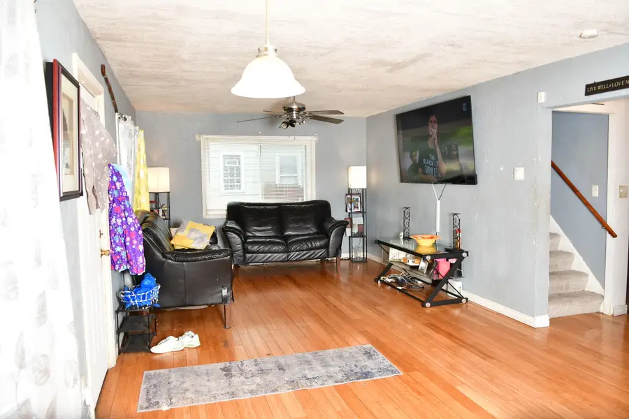 Address Withheld By Seller, Milwaukee, WI 53218 - #2