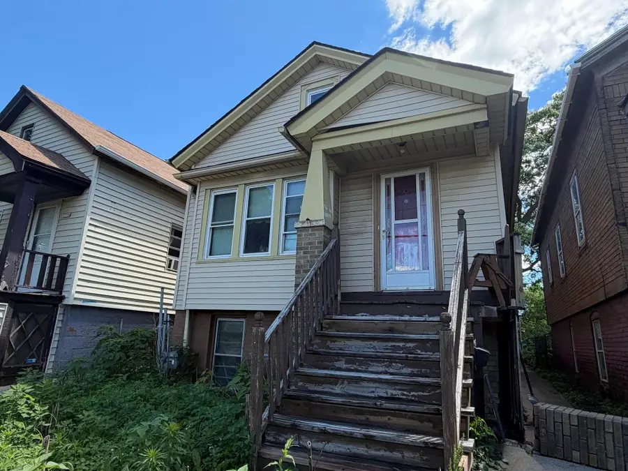 1740 S 4th St, Milwaukee, WI 53204 - #2