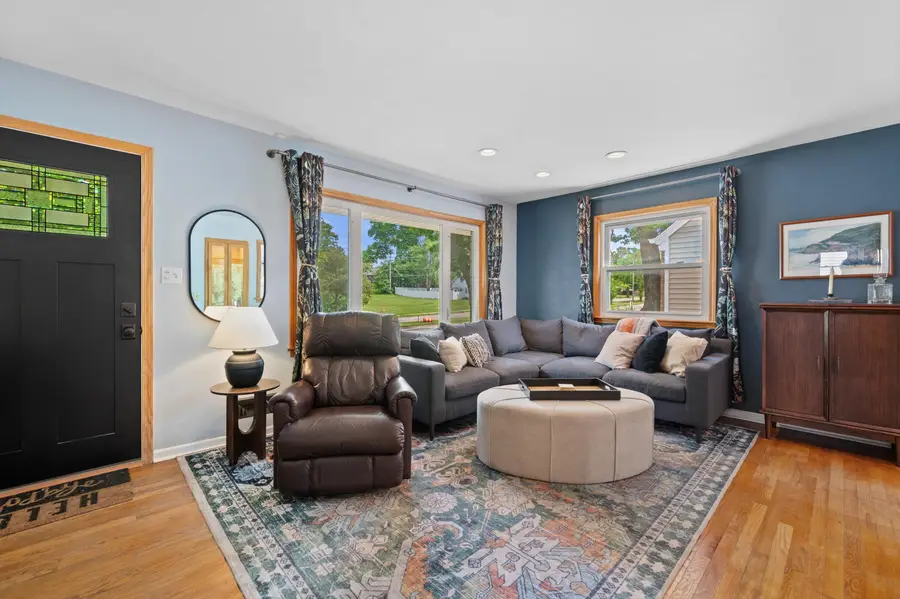 107 N 92nd St, Milwaukee, WI 53226 - #2