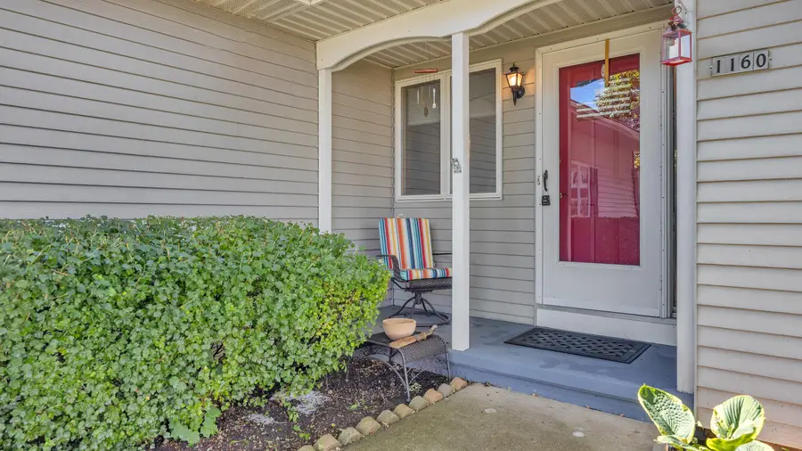 1160 W 19th Ave, Oshkosh, WI 54901 - #2