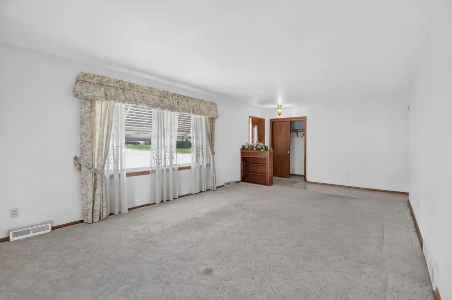 3168 Wheelock Dr, Racine, WI 53405 - #3