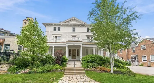 2328 E Back Bay St, Milwaukee, WI 53202