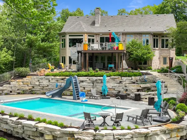 6474 Blue Heron Pointe Dr, Waterford, WI 53185