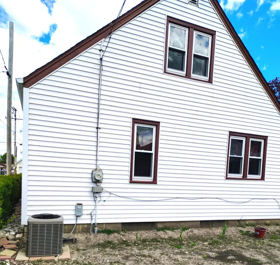 1561 W Morgan Ave, Milwaukee, WI 53221 - #3