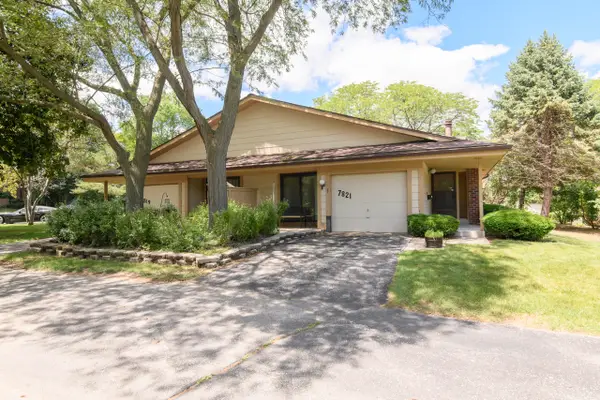 7821 W Heather Ave, Milwaukee, WI 53223