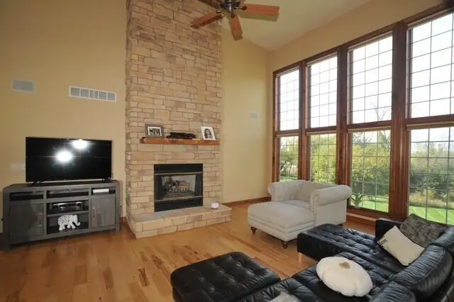 8334 Virginia Cir, Wind Lake, WI 53185 - #3