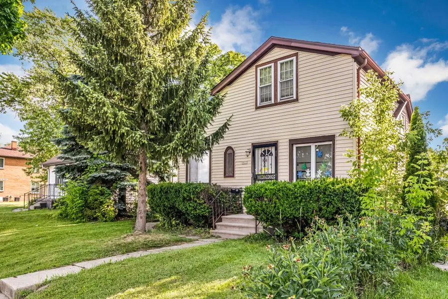 3523 N 76th St, Milwaukee, WI 53222 - #2