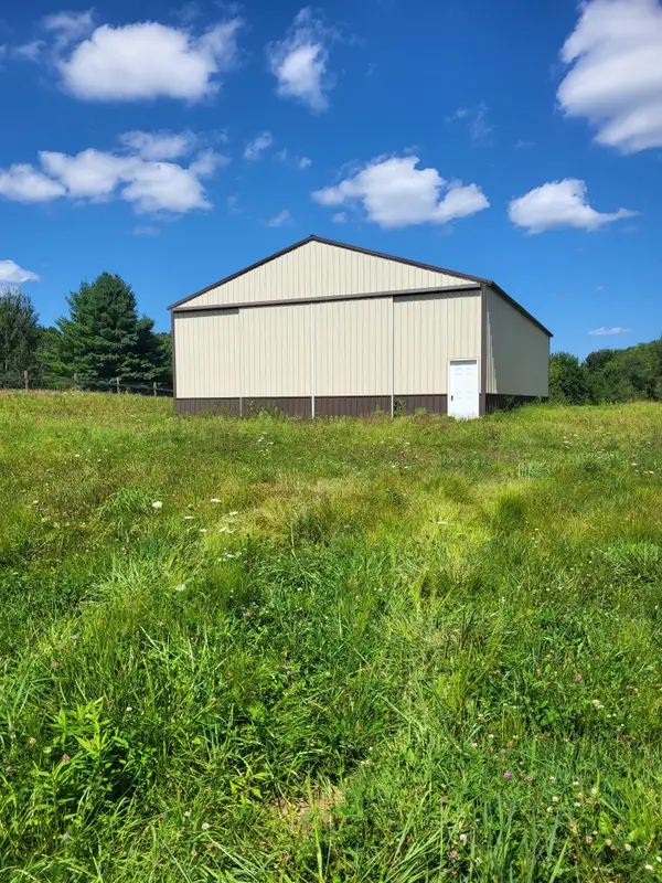 N9044 Pilar Rd, Farmington, WI 54636