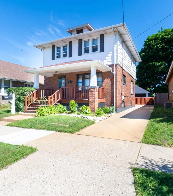 810 73rd St, Kenosha, WI 53143