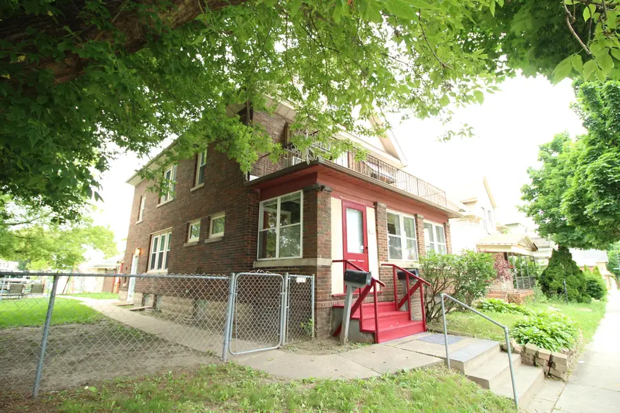 1123 S 60th St, West Allis, WI 53214 - #3