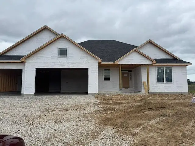 N80W27710 Meadow Bliss Dr, Lisbon, WI 53029 - #1