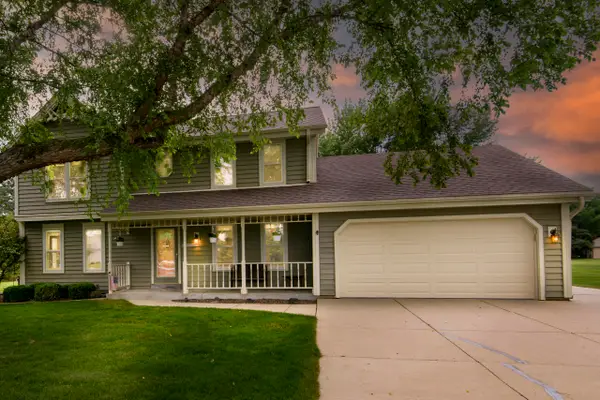 N75W28050 Schmidt Ln, Merton, WI 53029