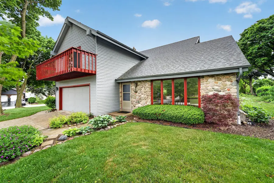 6028 Quaker Hill Rd, Mount Pleasant, WI 53406 - #3