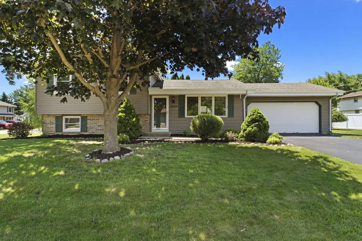 5609 Riviera Dr, Mount Pleasant, WI 53406 - #1