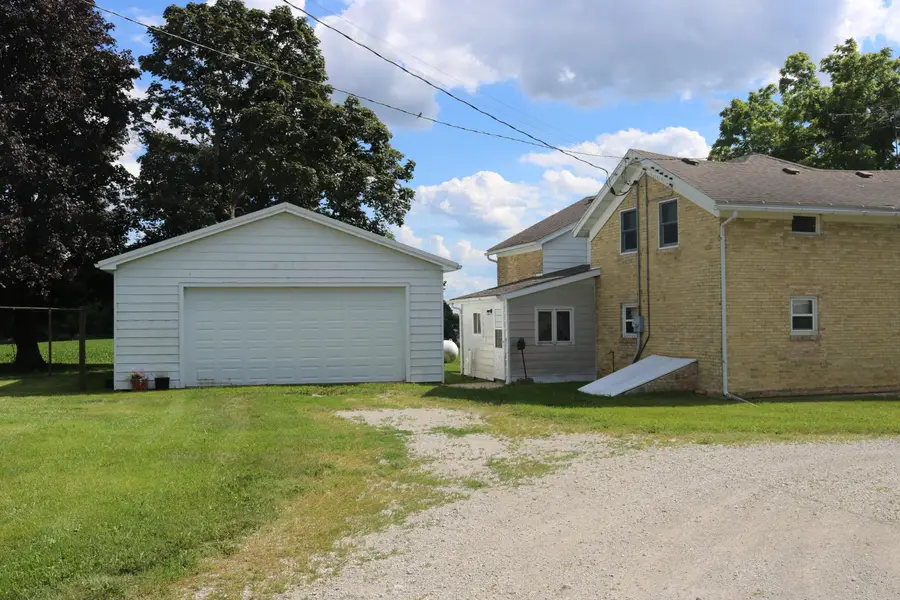 N562 Hancock Rd, Watertown, WI 53098 - #3
