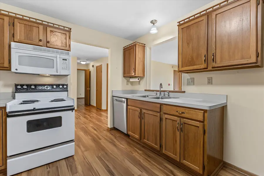6755 Mariner Dr, Mount Pleasant, WI 53406 - #2